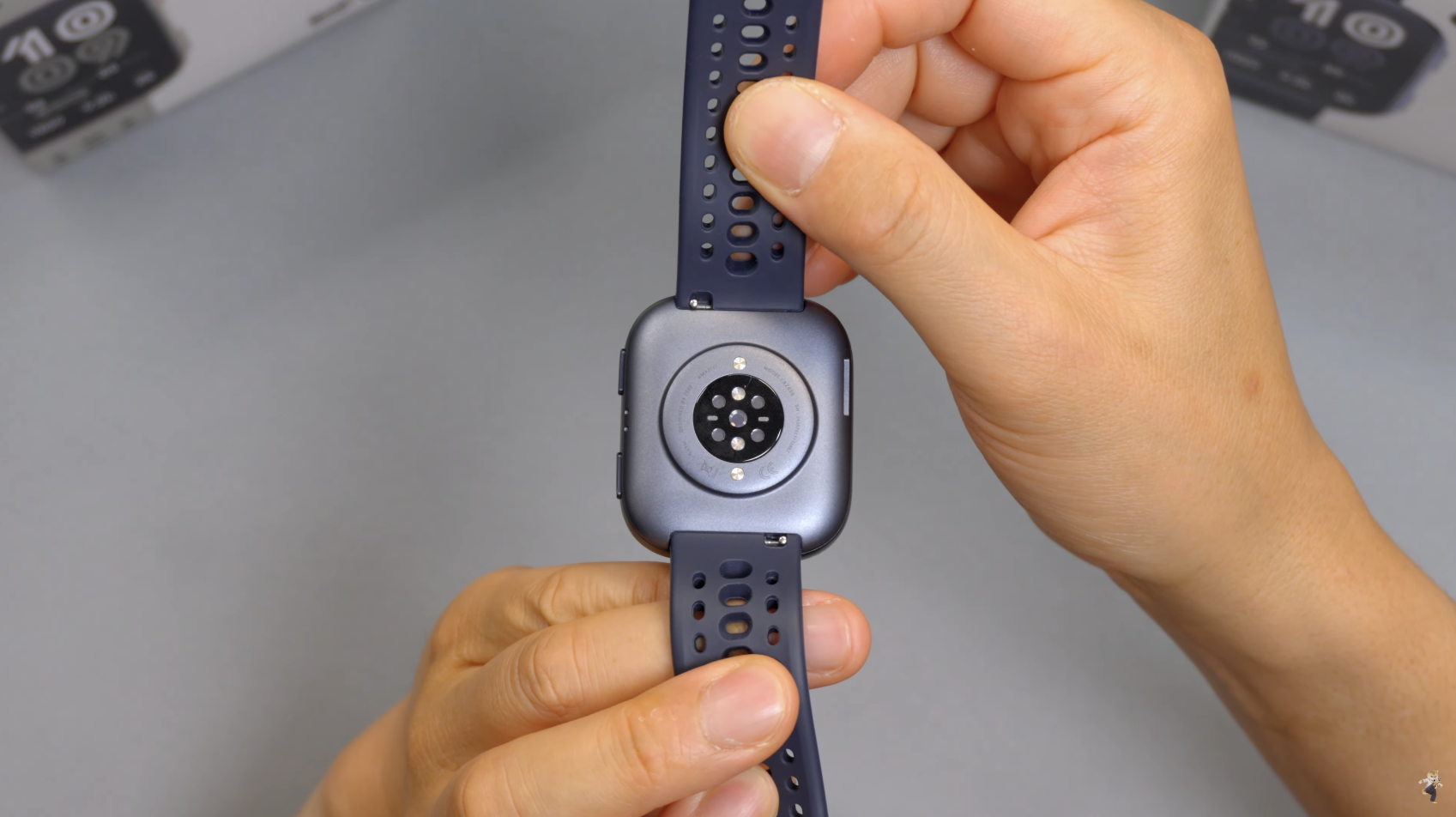 Amazfit BIP 6 背面センサー比較