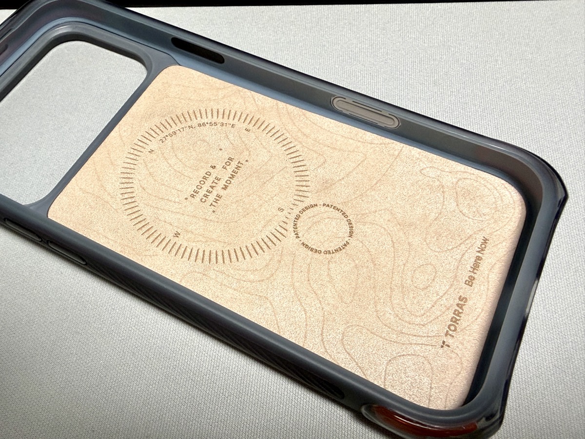 TORRAS Ostand Q3 Air Pro の内側マイクロファイバーのアップ